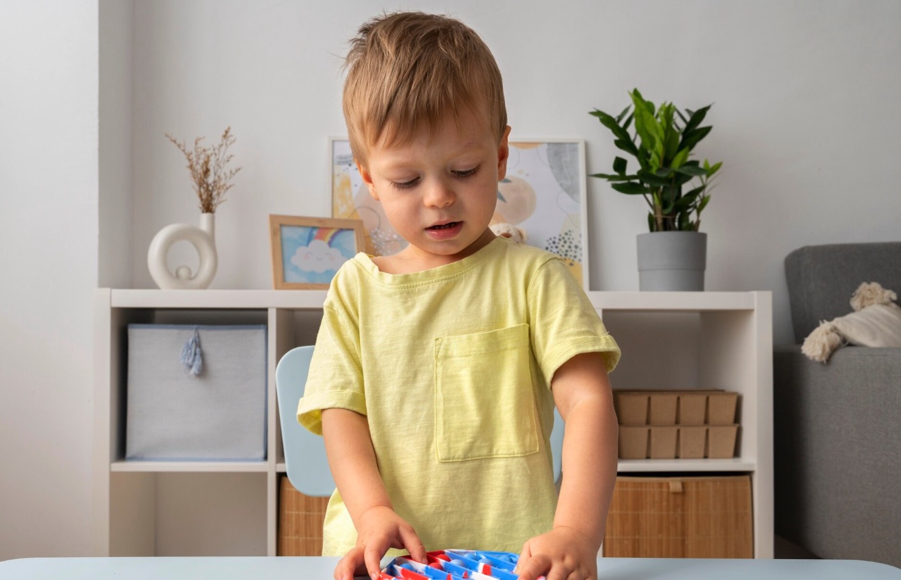 Dlaczego warto i co to są interaktywne zabawki edukacyjne?