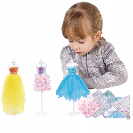 ZESTAW PROJEKTANTKA MODY STUDIO SZYCIA SUKIENEK MANEKIN UBRANKA AKCESORIA